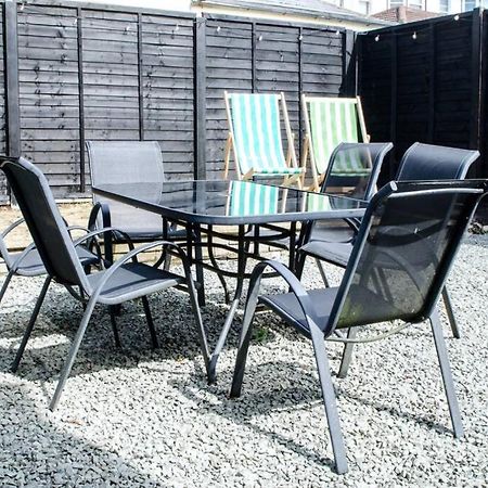 Chic Beach Getaway Margate Exterior foto