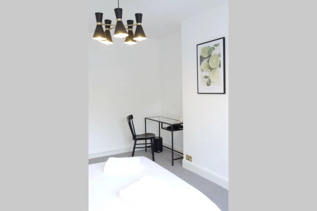 Chic Beach Getaway Margate Exterior foto