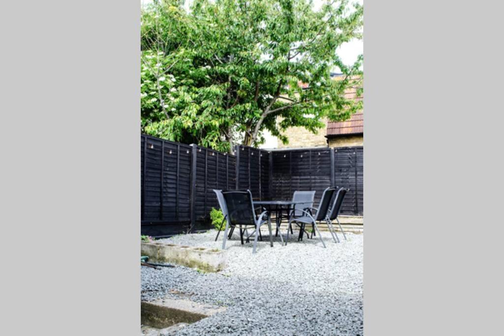 Chic Beach Getaway Margate Exterior foto